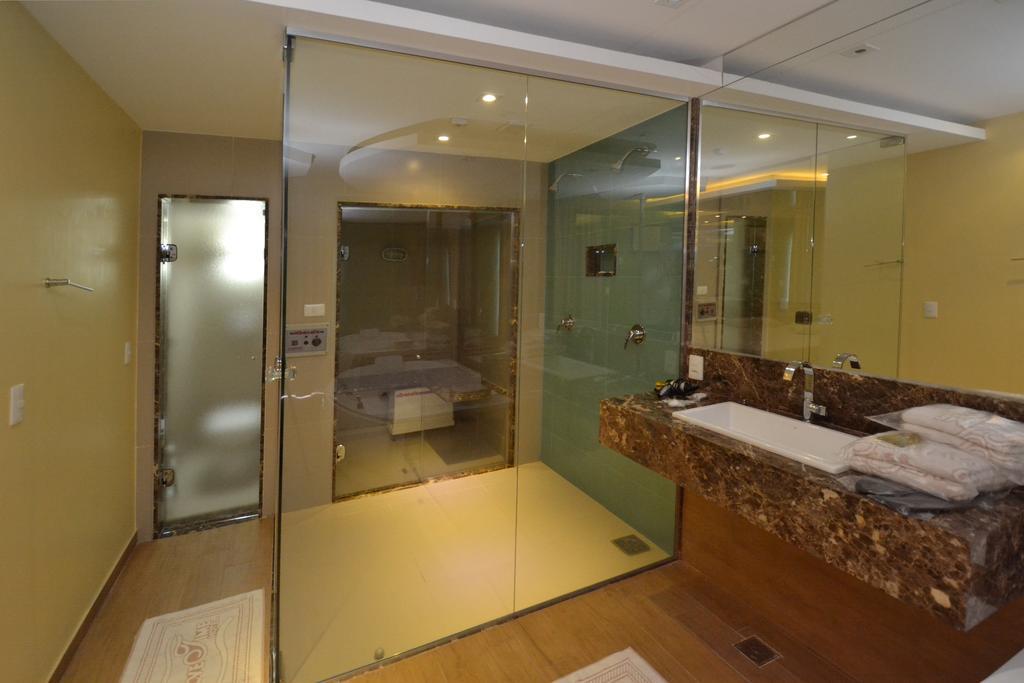 Suite Luxury con Vasca Idromassaggio e Sauna